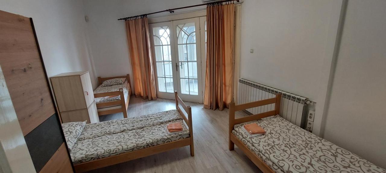 Belgrade Backpackers Home Exterior photo
